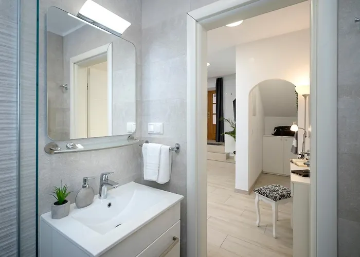 Luxor Hvar - Main Square アパート フヴァル