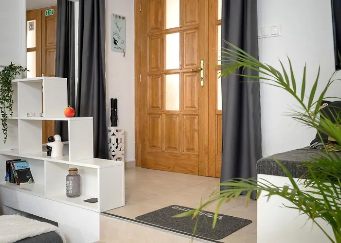 Luxor Hvar - Main Square * フヴァル