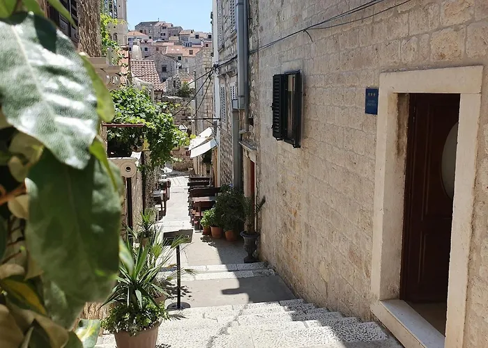 Luxor Hvar - Main Square