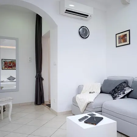 Luxor Hvar - Main Square Apartment