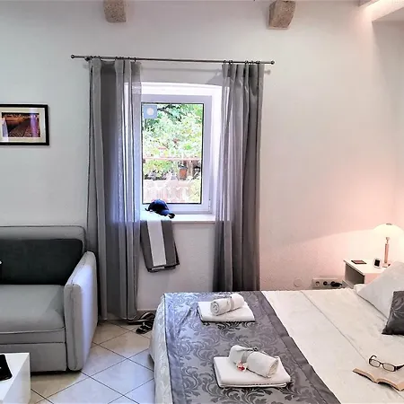 Luxor Hvar - Main Square * Hvar Town