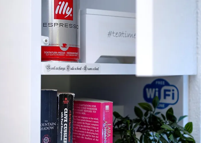 Luxor Hvar - Main Square *