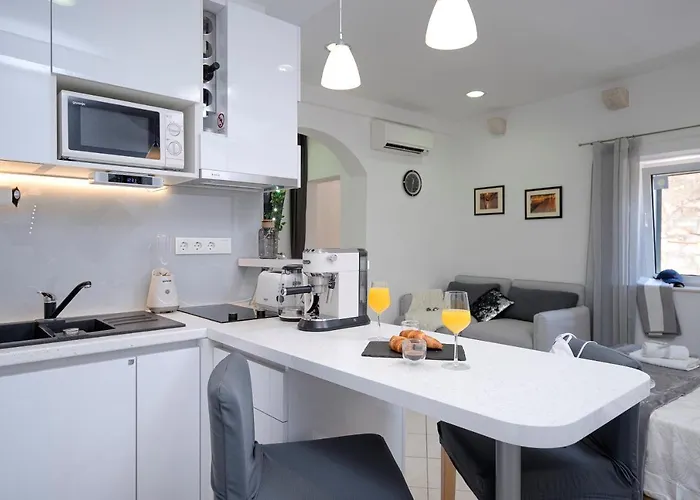 Luxor Hvar - Main Square 아파트