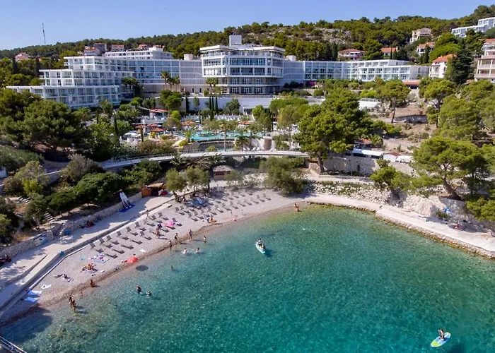 Luxor Hvar - Main Square 흐바르