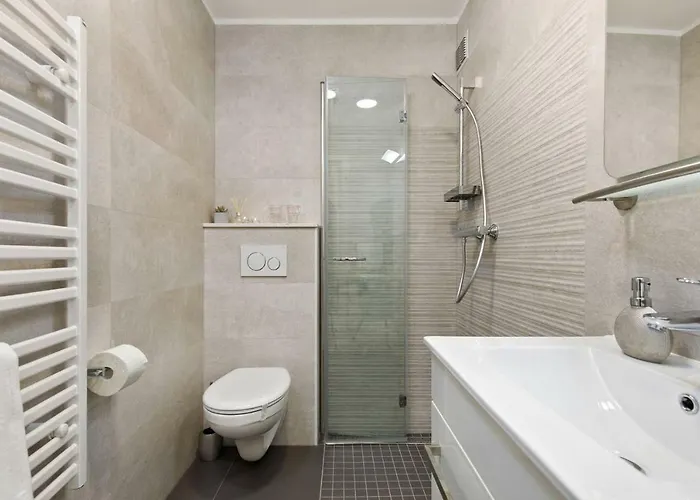 Luxor Hvar - Main Square *