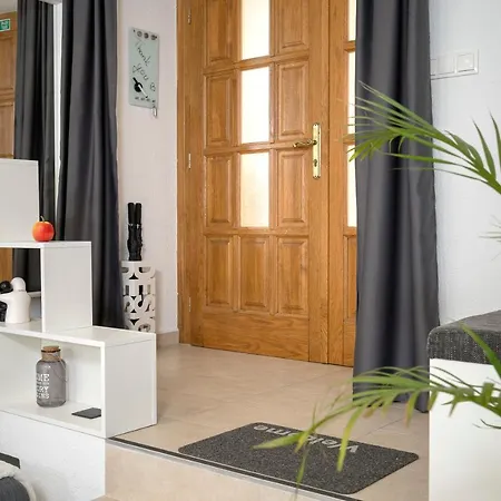 Luxor Hvar - Main Square * Χβαρ