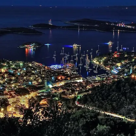 Διαμέρισμα Luxor Hvar - Main Square Χβαρ